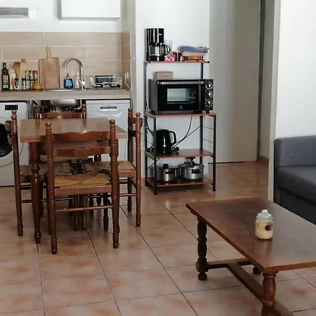 Apartman T2 6 Couchages. Plein Centre *